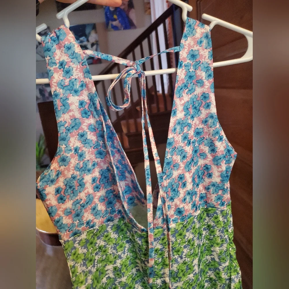 Floral Pattern Blocked Sundress - Picture 5 of 12